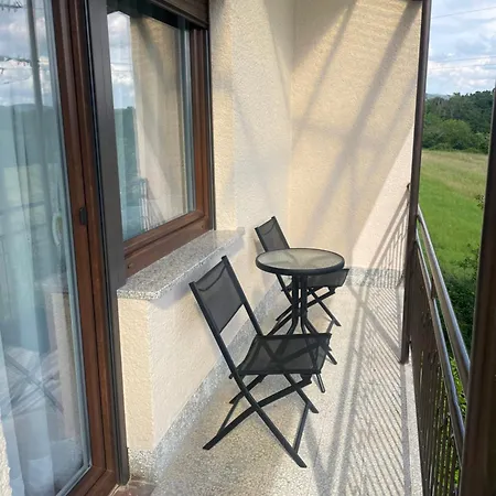 Apartma Pri Cesarjevih Sezana Exterior photo