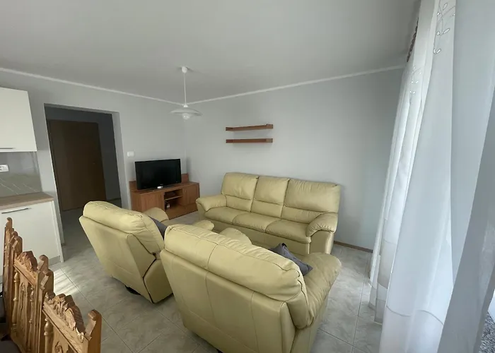Apartma Pri Cesarjevih