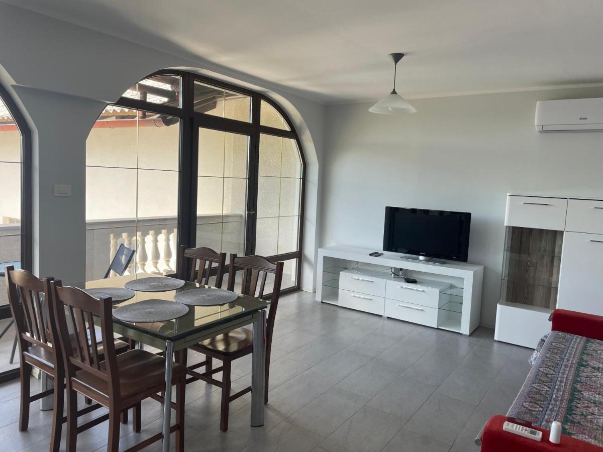 Apartma Pri Cesarjevih Apartment