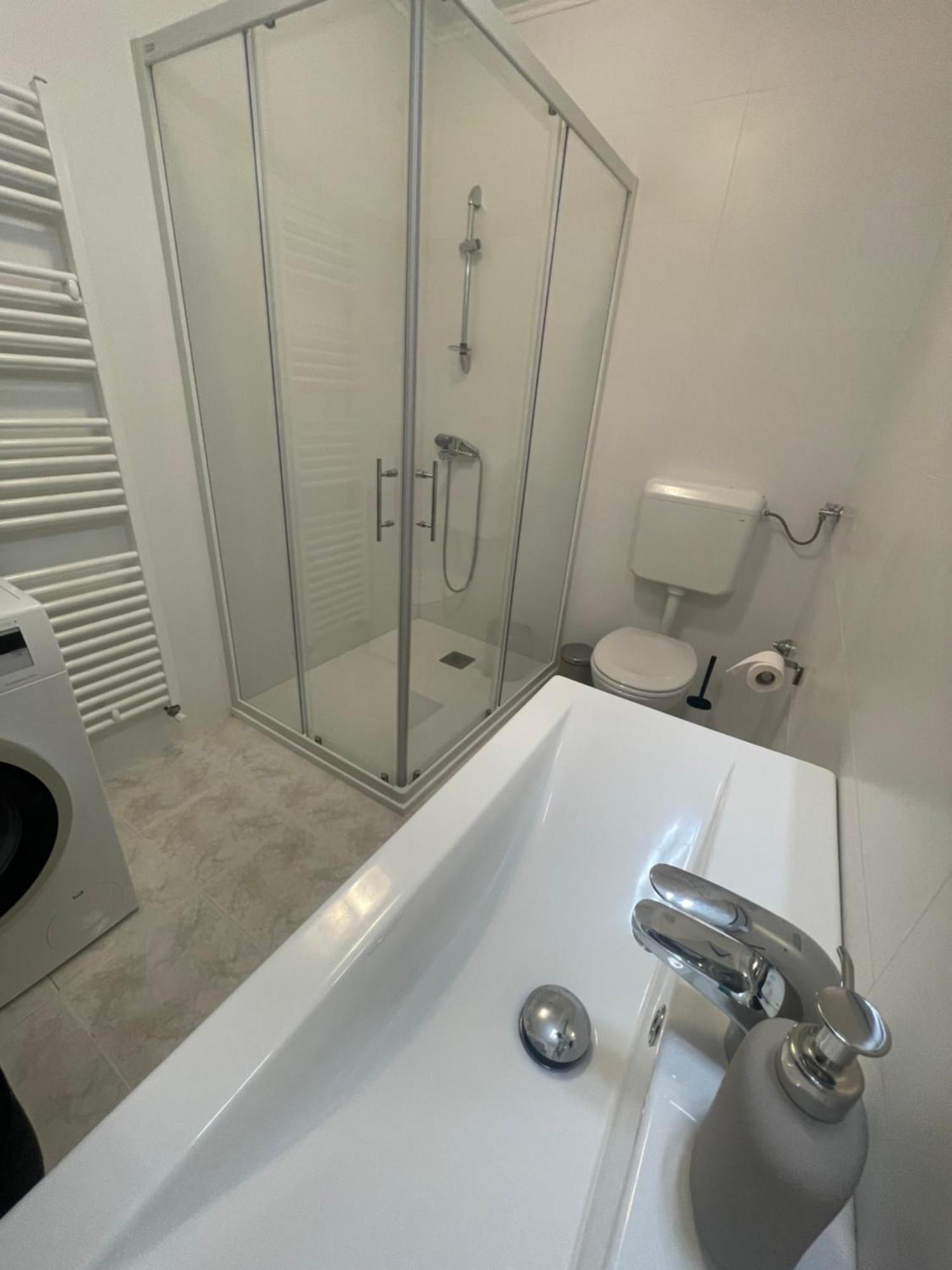 Apartment Apartma Pri Cesarjevih Sezana
